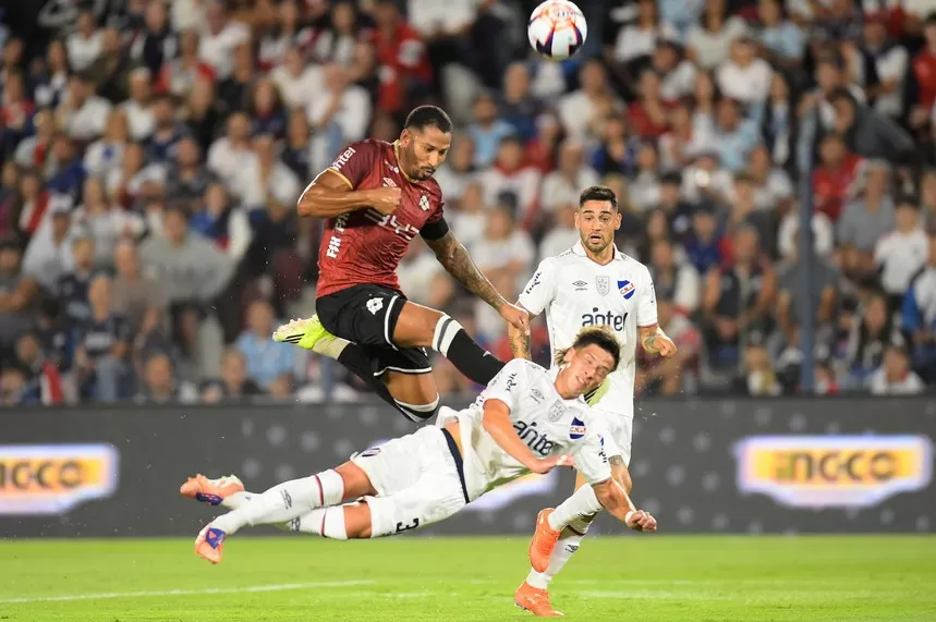 Imagen de Apertura: Nacional derrotó 2-0 a Wanderers en el GPC y obtuvo tres puntos necesarios