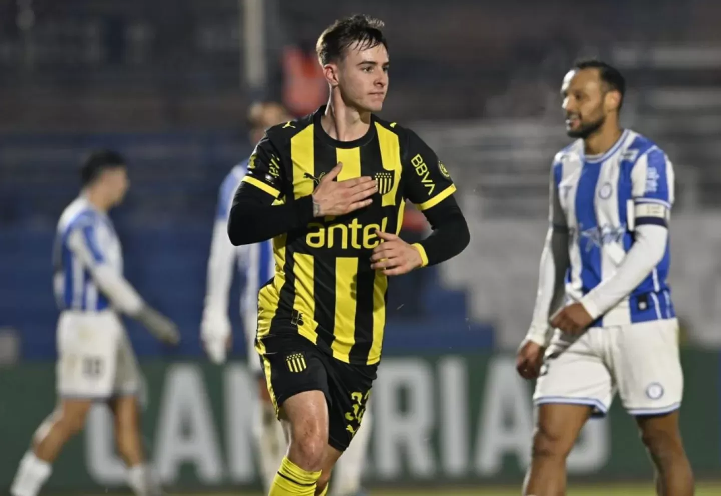 Imagen de Así se juega la última fecha del Intermedio: cruce clave el viernes, Peñarol el sábado y Nacional el domingo