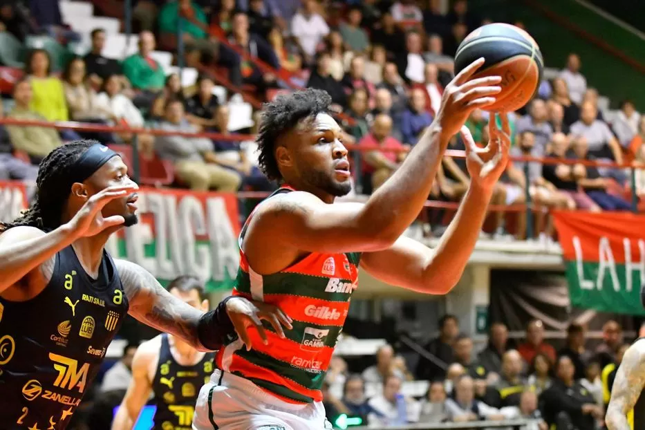 Imagen de Básquet: Aguada venció al líder Peñarol, y Hebraica y Macabi a Defensor Sporting