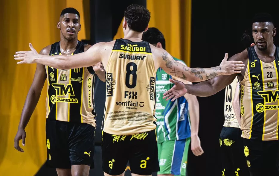 Imagen de Básquet: Peñarol aplastó a Urunday y Biguá derrotó a Welcome, que aún no ha ganado