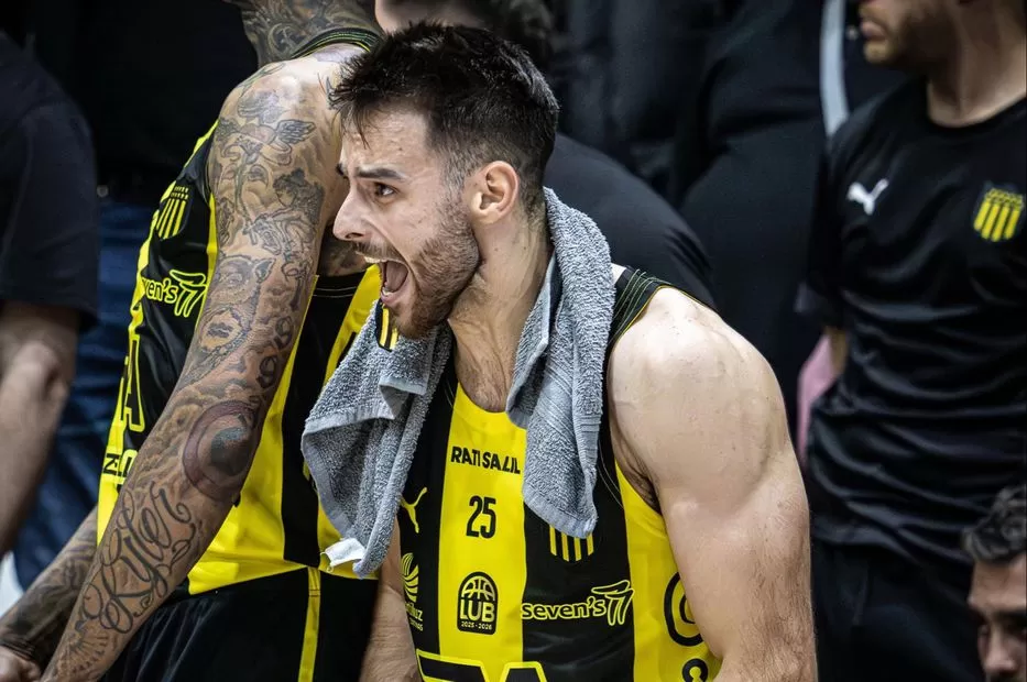 Imagen de Básquetbol: Peñarol aplastó 87-62 a Nacional en el Polideportivo del Gran Parque Central