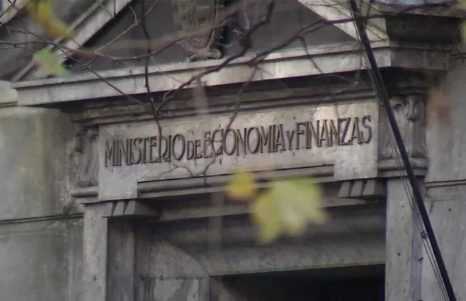 Imagen de El Ministerio de Economía y la OPP anuncian que las AFAP quedarán como administradoras de cuentas previsionales