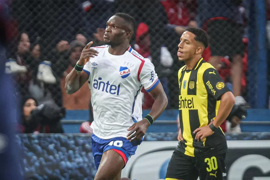 Imagen de Nacional confirmó la continuidad de Christian Ebere para la temporada 2026