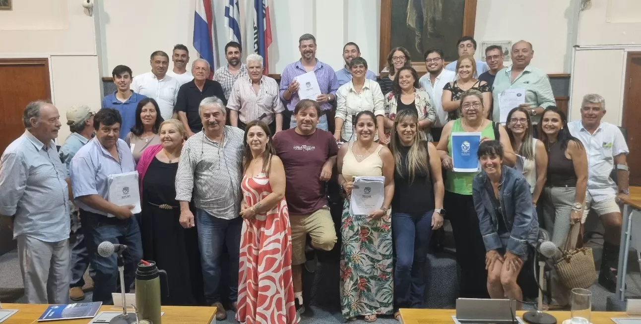 Imagen de Rocha aprueba un presupuesto récord y traza el rumbo del quinquenio